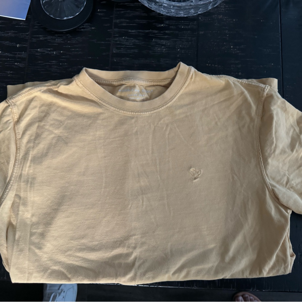 American Eagle t-shirt